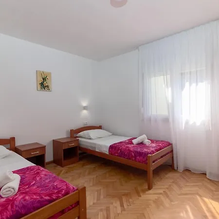 House Eva & Ema Semesterbostad Trogir