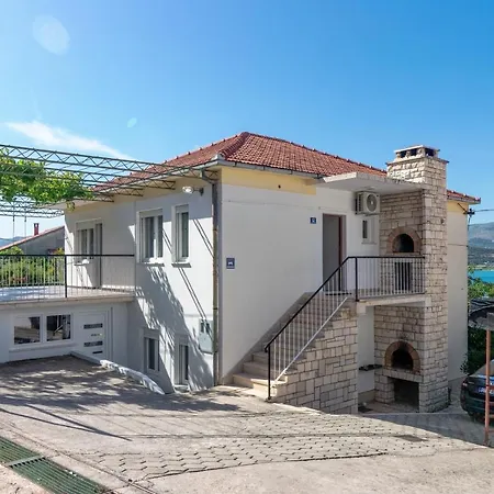 House Eva & Ema Σπίτι διακοπών